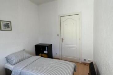 Etterbeek Youth Hostel