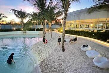 Appart'hotel Azure North Staycation By 7twentysix Crib