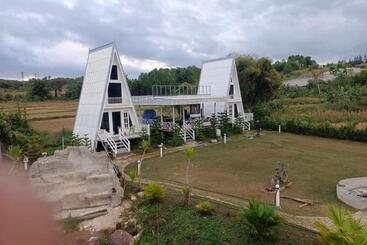 Bed and Breakfast Boat And House Resort Khao Kho