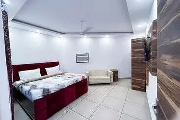 Roomshala 149 Hotel Bay Leaf Resort