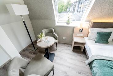 פנסיון Hökis Zimmervermietung 9 Mit Küchenzeile