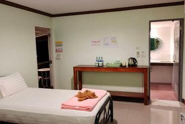 Resort Lee View Wangnamkeaw