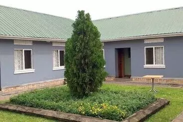 Aamiaismajoitus (B&B) Migingo Suites