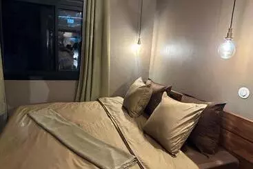 Bed and Breakfast N