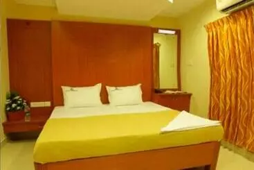 هتل Skylink Residency