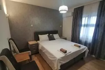 پانسیون Apartmani Mia