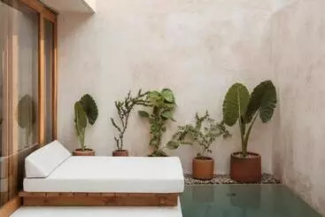 Hotelli Lunaya
