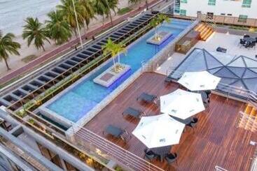 בית מלון כפרי Unity Garden 08 Com Jacuzzi Privativa