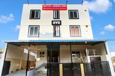 Oyo 82094 Hotel Saras Inn