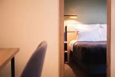 Hotel Logis Hôtels Le Saint Pierre