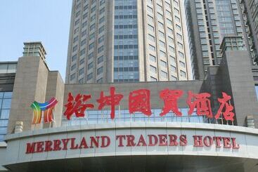 Отель Merryland Traders
