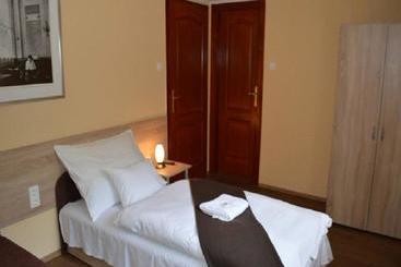 Hotell Muskátli Panzió