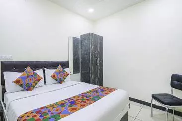 Hotel Fabexpress Sai Palace