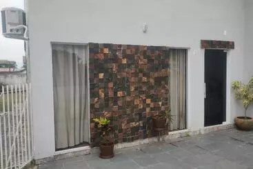 پانسیون Casa De Hóspedes Nos Carianos Perto Do Aeroporto