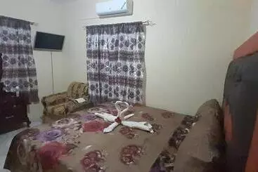 پانسیون Paradise Suite In Old Harbour