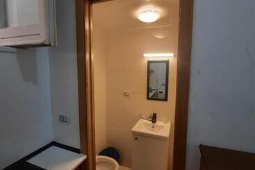 مبيت وإفطار Addò Rafel