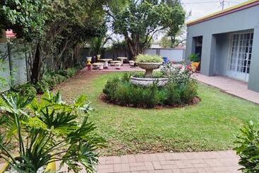Bed and Breakfast Letsema Guest House Klerksdorp