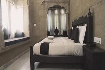 Hotel Bluerose Desert Camp Safari