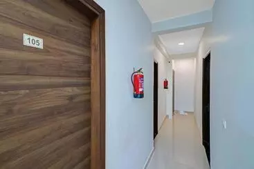 Oyo Hotel Safari Inn