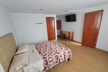 ホテル Hospedaje Malibú