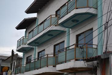 ホテル Santa Monica