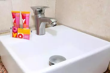 Collection O Hotel Royal Suits
