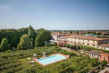 Agriturismo Tenuta La Pila