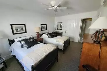 ベッドアンドブレックファースト Chautauqua Women S Club