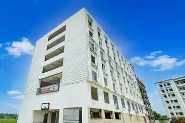 Hotelli Oyo Flagship The Limewood Inn