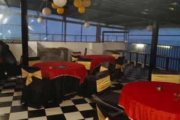 Hotel Glory Stay By Staykr Rooms