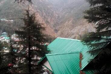 Himalayan Beautiful Mountain View Hostel