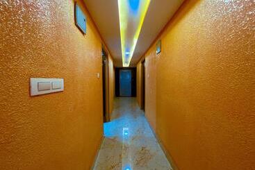 Отель Grand Palace