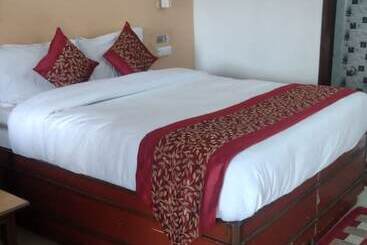 Hotel Grand The Mall