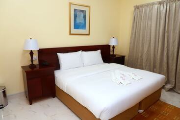 Onyx Hotel Apartments