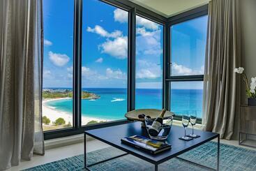 هتل آپارتمان Fourteen At Mullet Bay