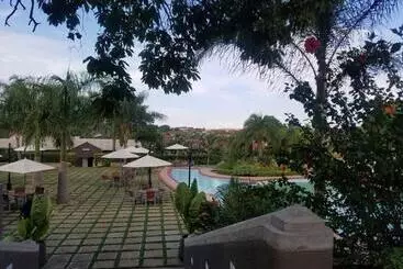 هتل Ufulu Gardens