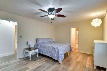 Mökkimajoitus Buckhead Home W/ On Site Lake Oconee Access!