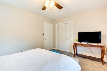 Сельский дом Cozy Austell Home W/ Sunroom   4 Mi To Six Flags!