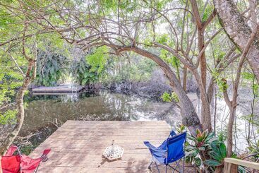 茅舍 Lake Placid Home W/ Screened Porch: Near Lake Clay