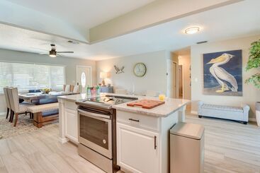 Kır Evi Bradenton Paradise: Pool, Patio & Putting Green!