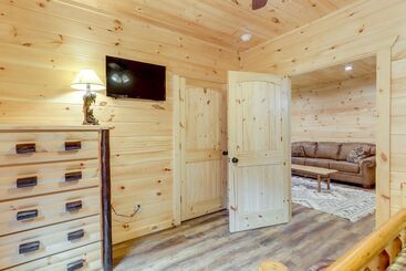 茅舍 Cabin Near Blue Ridge W/ Fire Pit & Large Deck