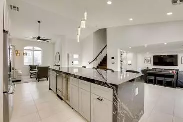 コテージ Glendale Home W/ Fire Pit Near State Farm Stadium!