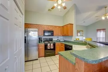 コテージ Horn Lake Home W/ Yard: 8 Mi To Graceland!