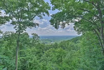 Mökkimajoitus Rustic Ranger Cabin W/ Amazing Mountain Views