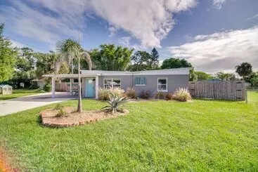 Chic Melbourne Cottage W/ Fire Pit, 4 Mi To Beach!