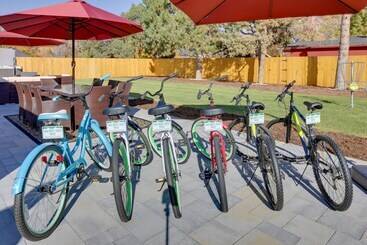 بيت ريفى Modern Wheat Ridge Home W/ Private Hot Tub & Sauna