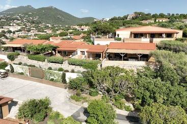 هتل آپارتمان Résidence U Frusteru