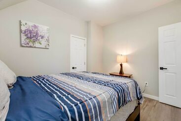 별장 Updated Denver Home Near Parks, Dining & Shops!