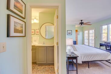 茅舍 Waterfront Lusby Retreat W/ Deep Water Dock & Slip