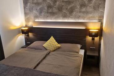 Lins B&b Hotel Resort